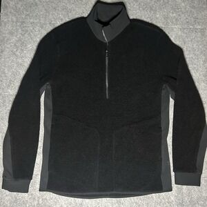 Lululemon Men's Large Tundra Trek 1/2 Zip Fleece Black Longsleeve